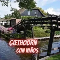 giethorn con niños en autocaravana