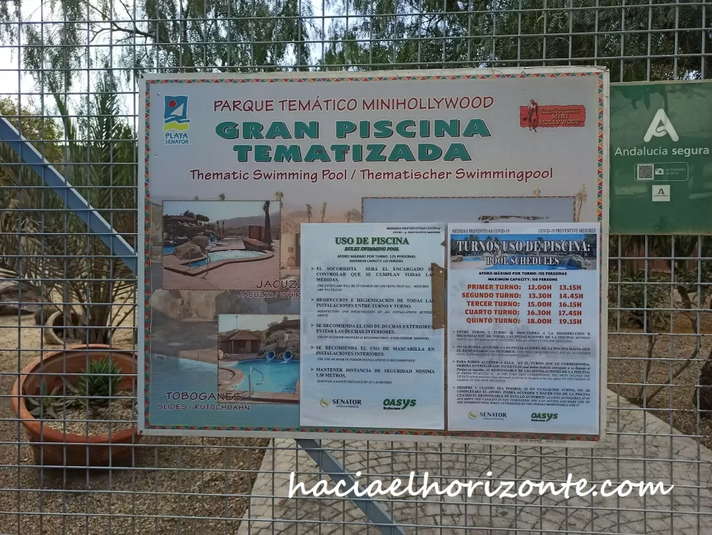 horarios de la piscina del Oasys Minihollywood en Tabernas Almeria con Niños