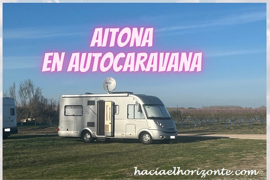 aitona en autocaravana en familia con niños en florancion